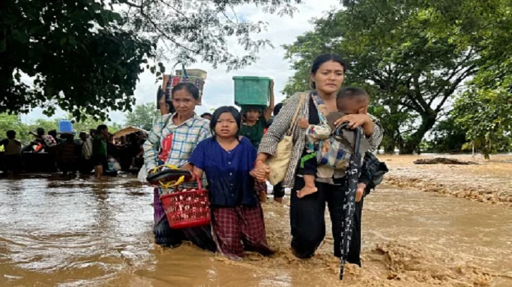 ভারী বৃষ্টিপাতে ভয়াবহ বন্যায় মিয়ানমারে মৃতের সংখ্যা বেড়ে ৭৪