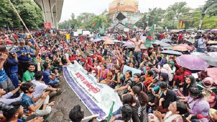 আজ সব বিশ্ববিদ্যালয়ে কোটবিরোধী শিক্ষার্থীদের বিক্ষোভ