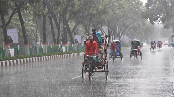 মৌসুমি বায়ুর প্রভাবে রাজধানীসহ ১৭ অঞ্চলে ভারী বৃষ্টি হতে পারে