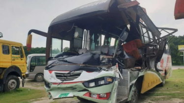 বঙ্গবন্ধু সেতুতে ট্রাকের পেছনে ধাক্কা দিল বাস, নিহত ৩ 