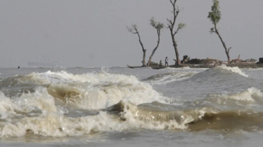 সাগরে লঘুচাপ সৃষ্টি, ঘূর্ণিঝড় নিয়ে যা জানালো আবহাওয়াবিদেরা