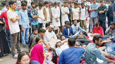 আমতলী হয়ে গুলশান যাওয়ার প্রস্তুতি নিচ্ছেন তিতুমীর কলেজের শিক্ষার্থীরা