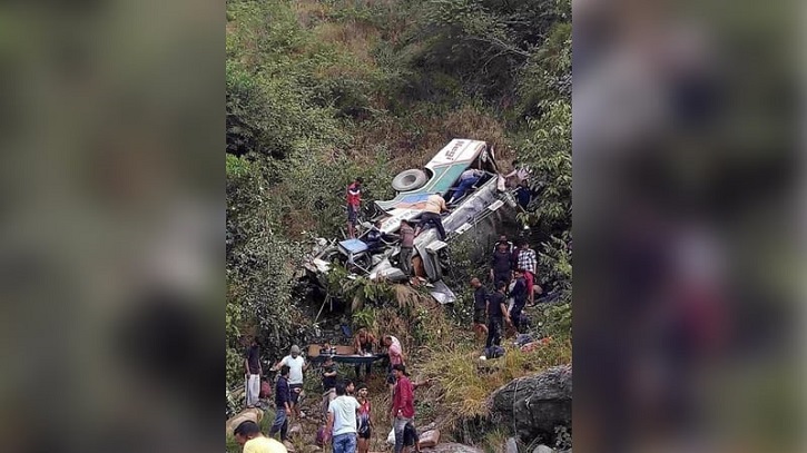 উত্তরাখণ্ডে বাস উল্টে ২০০ মিটার গভীর খাদে, নিহত ২৫